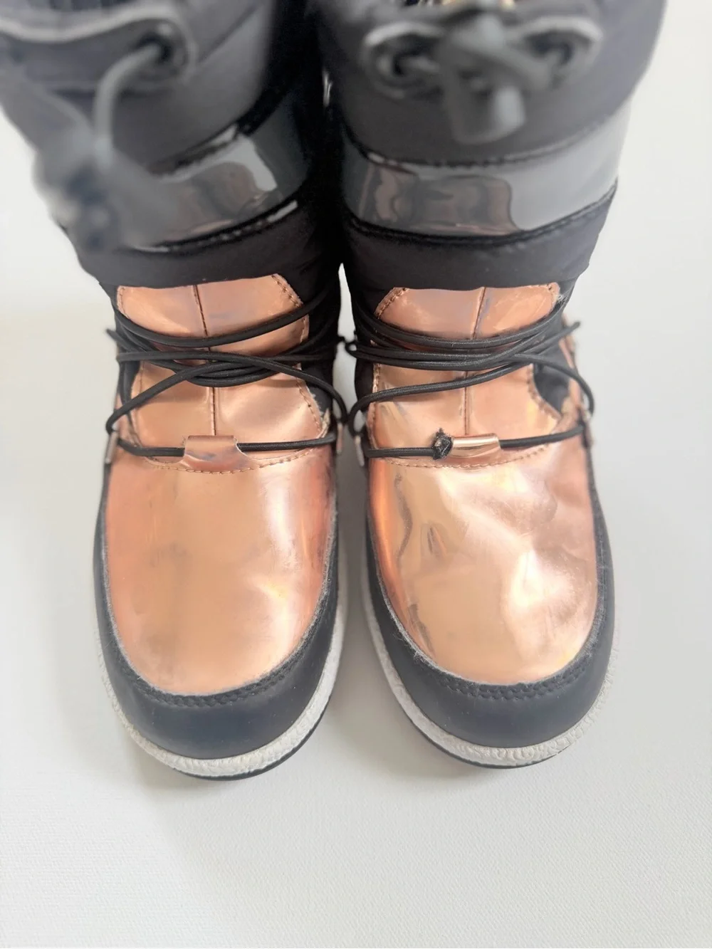 Moon Boot Black and Rose Gold Metallic Winter Boots Kids Size 2.5